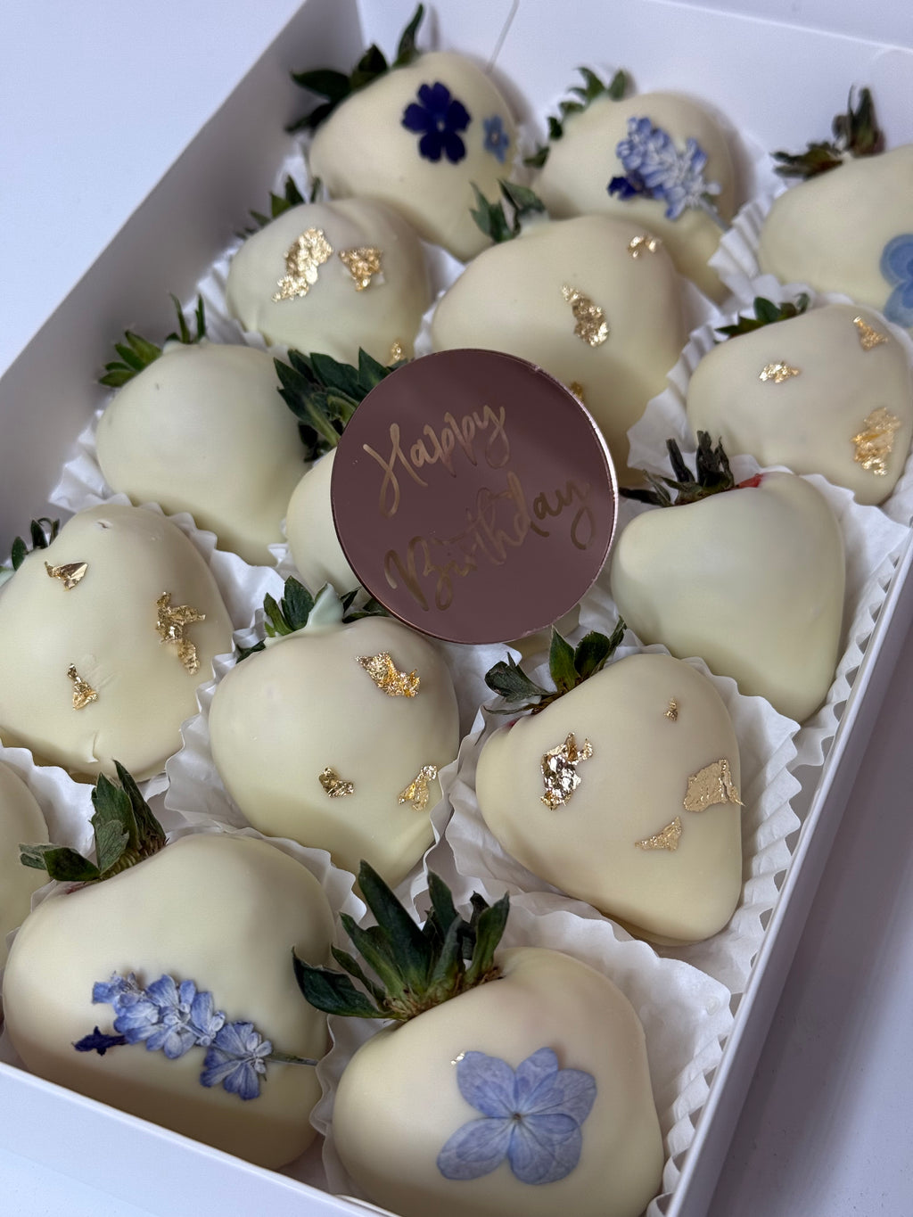 Chocolate Covered Strawberries ￼